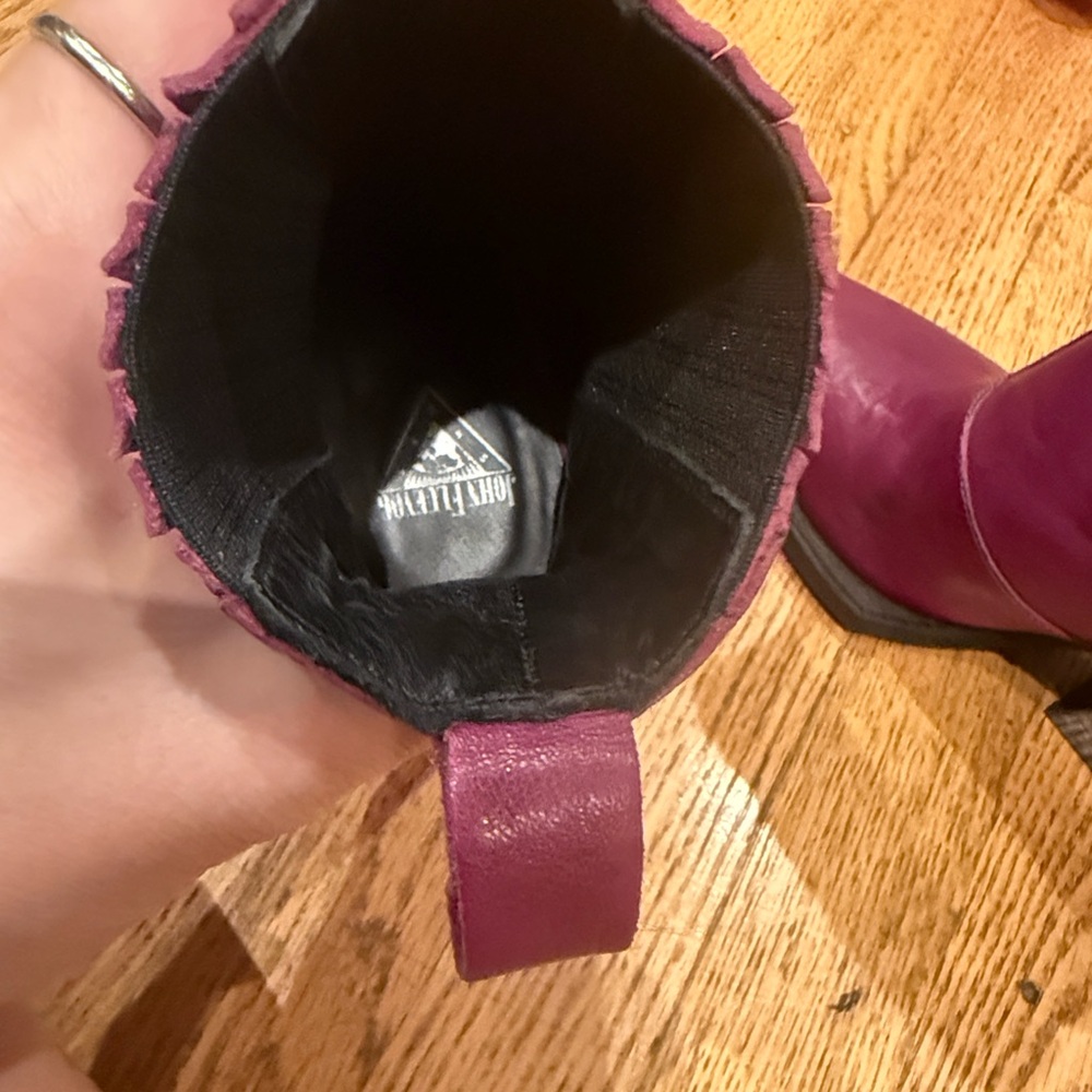 John Fluevog Fuchsia Leather Ankle Boots - Picture 8 of 9